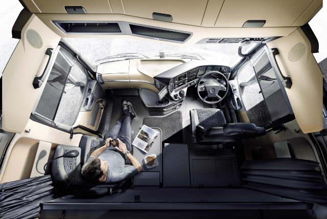 Mercedes-Benz Actros, interior, comfort